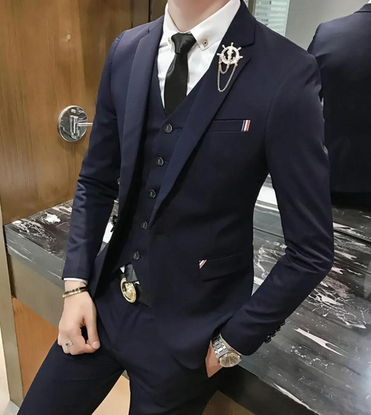 Abito da uomo Casual Smoking da sposo da uomo daffari Abito da festa con risvolto dentellato 3 pezzi giacca  gilet  pantalon