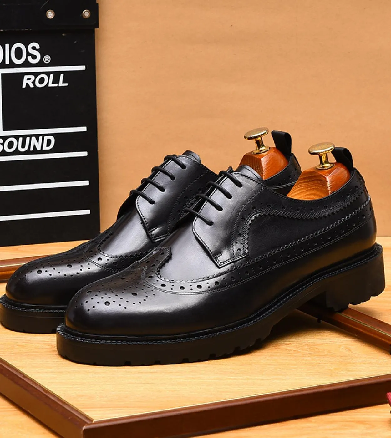 Scarpe eleganti da uomo firmate di marca Scarpe da uomo di lusso in stile italiano Scarpe eleganti da uomo